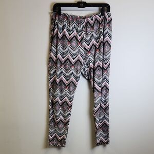 Just Be Multicolor Geometric Leggings